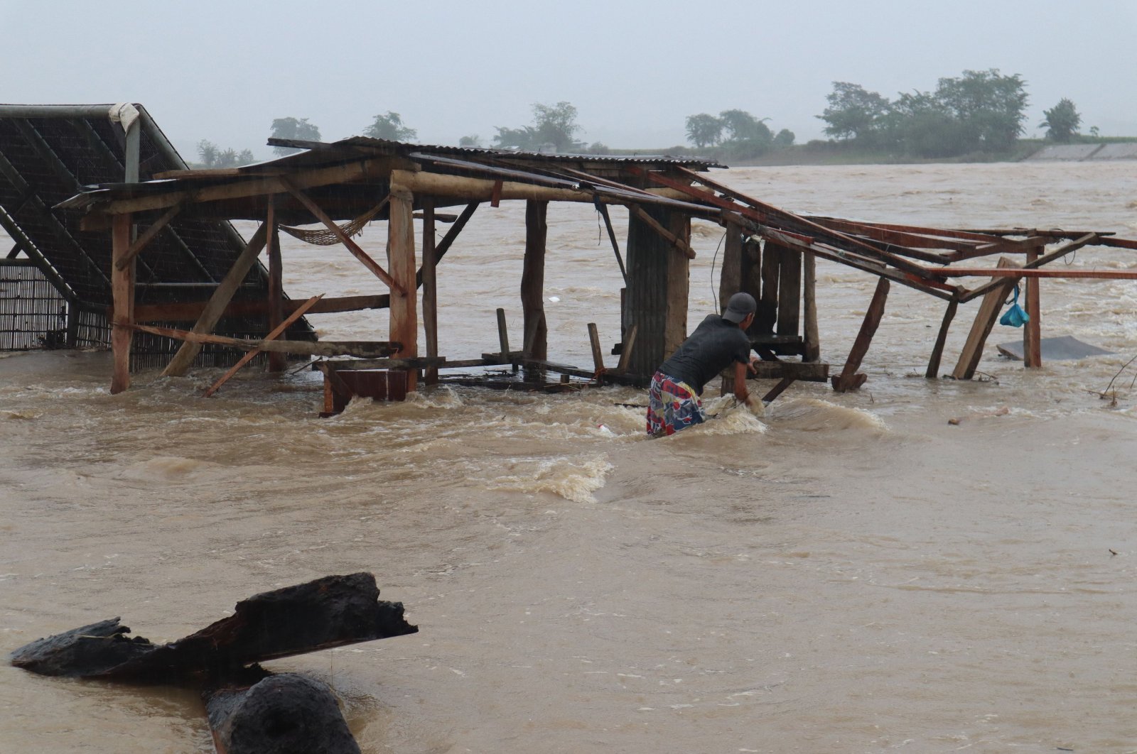 Korban tewas akibat banjir di Filipina bertambah menjadi 49 orang