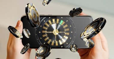 The trend of online gambling and gaming applications. (Shutterstock Photo)