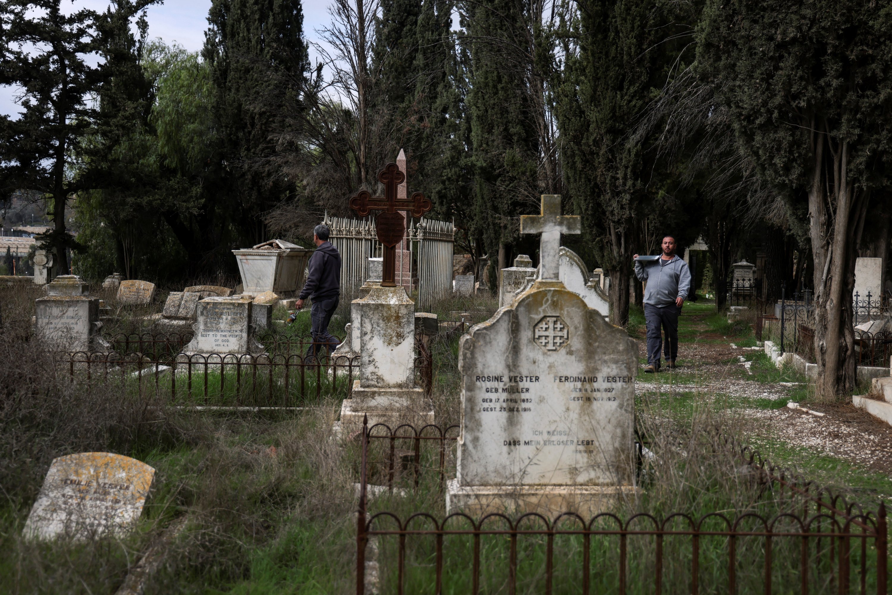 Attack on Jerusalem graves unnerves Christians