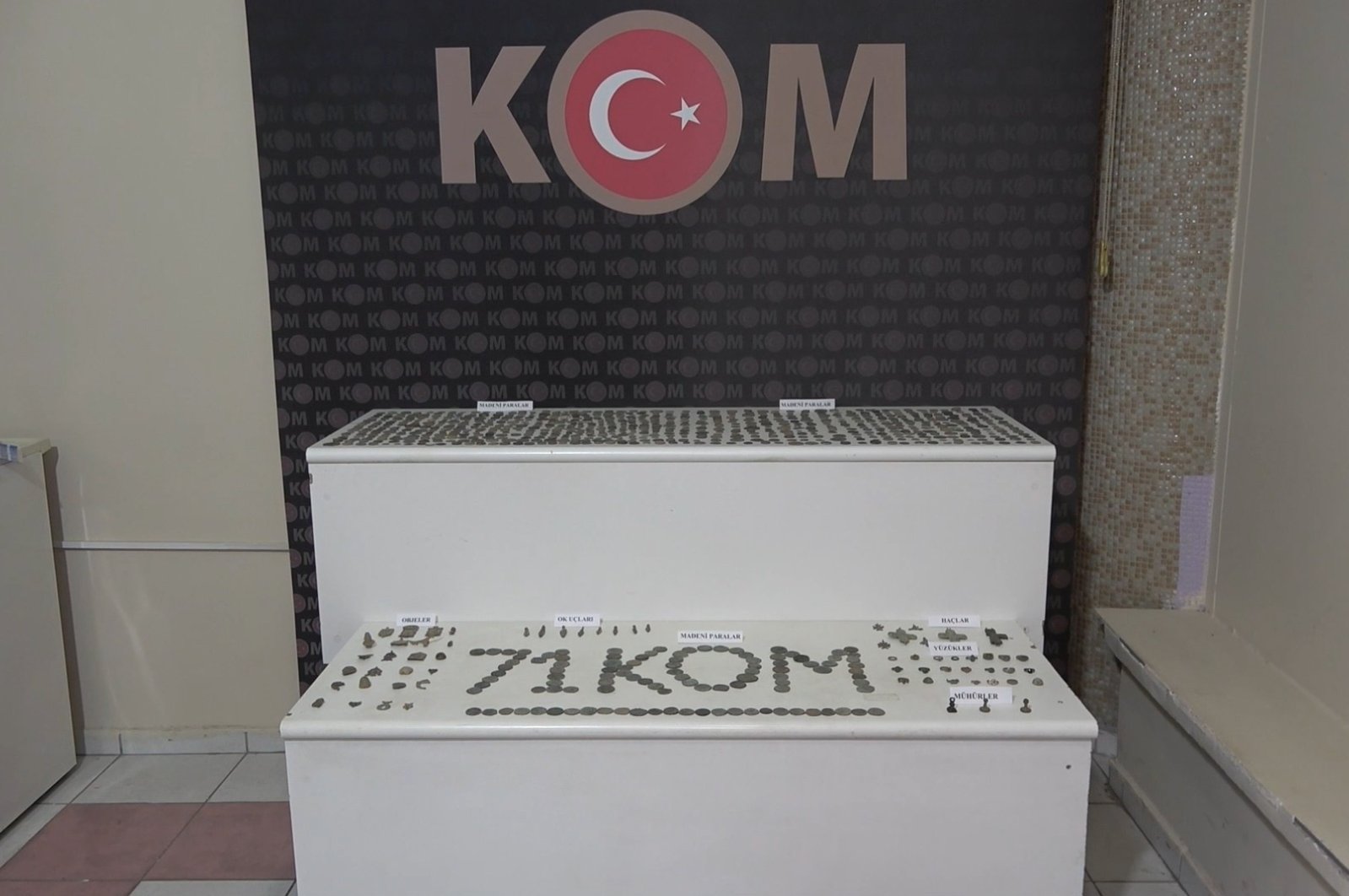 A display of the artifacts seized during police anti-smuggling operations, in Kırıkkale, central Türkiye, Jan. 5, 2023. (IHA Photo)