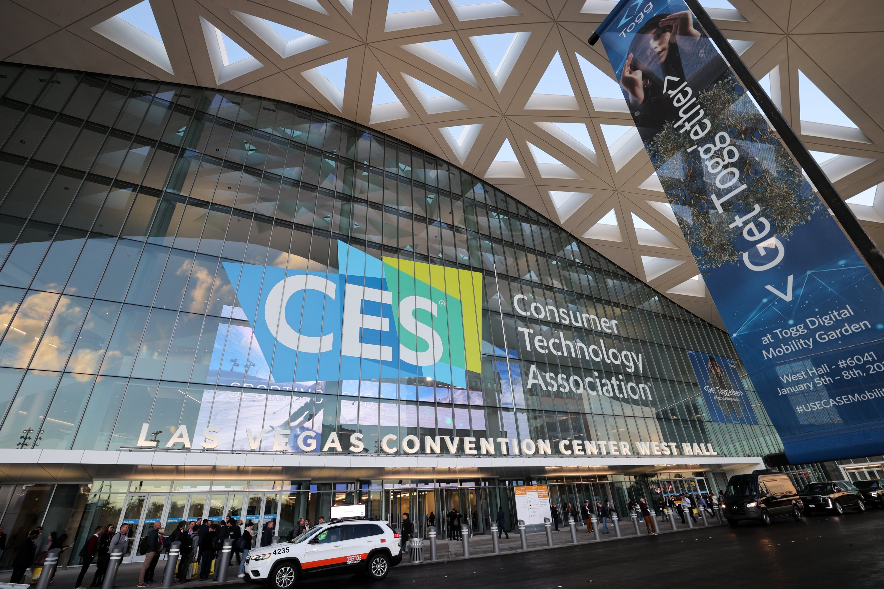 Las Vegas Convention & Visitors Authority and Samsung Partner to