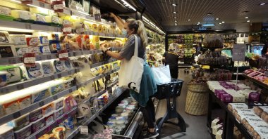 People are seen at a market in the capital Ankara, Türkiye, May 22, 2020. (AP Photo)