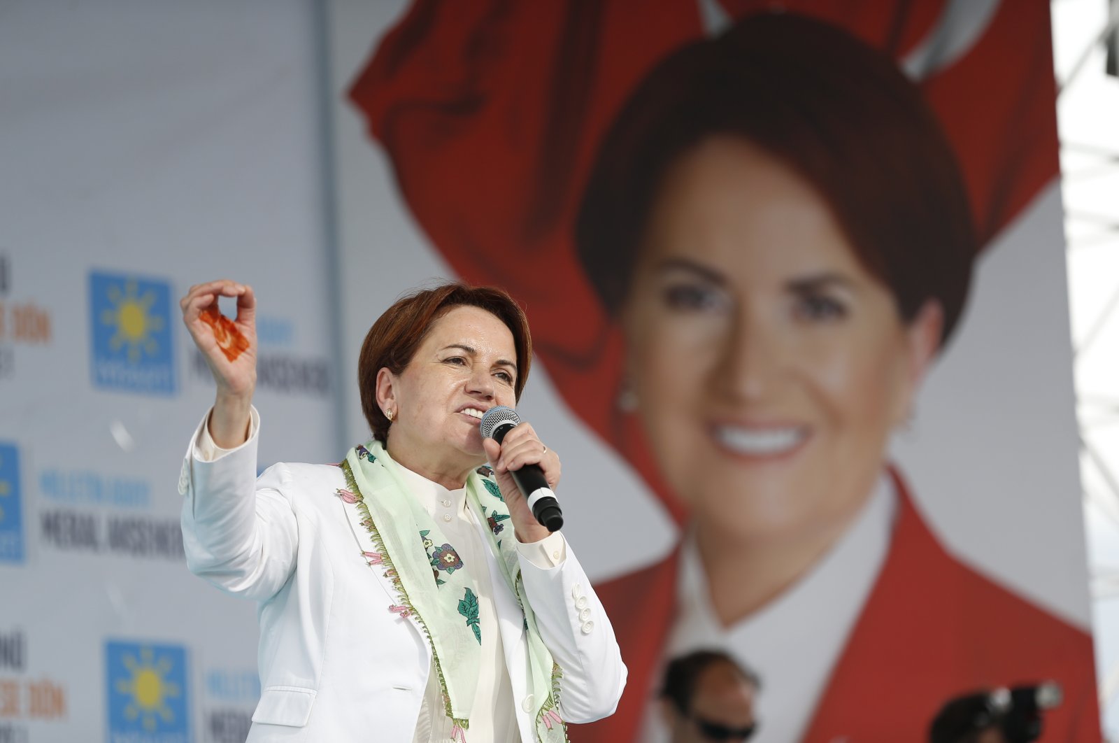 The opposition Good Party (IP) Chair Meral Akşener talks during an election rally in Kocaeli, Türkiye, June 19, 2018. (AP File Photo)
