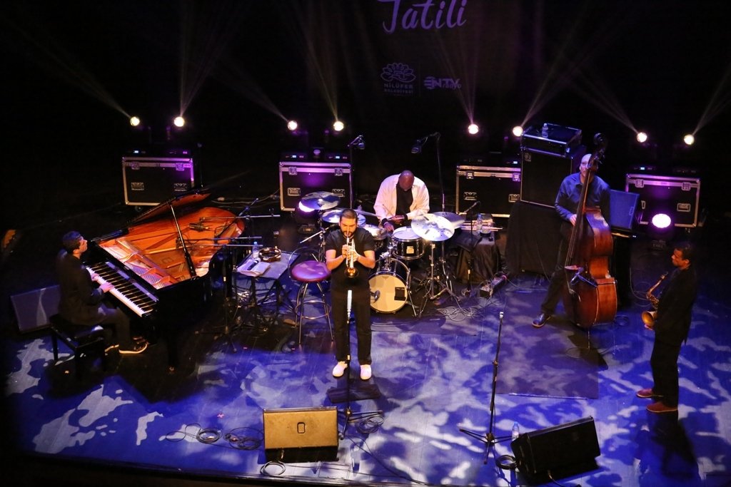 İbrahim Maalouf on the stage of Nilüfer Jazz Festival, Bursa, Türkiye, July 3, 2016. (Photo courtesy of the organization)