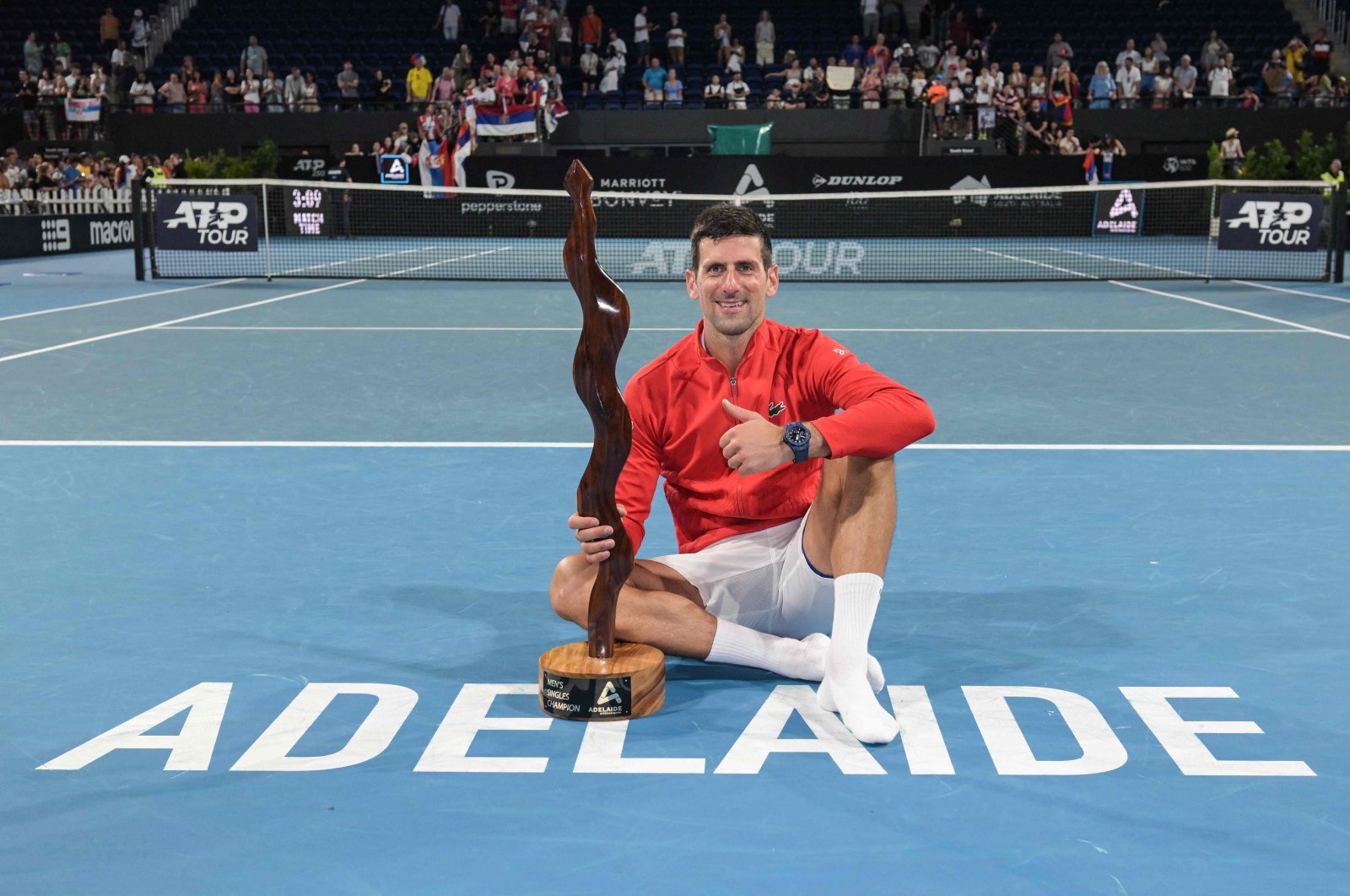 Djokovic nyaris bertahan maraton sebelum merebut emas Adelaide