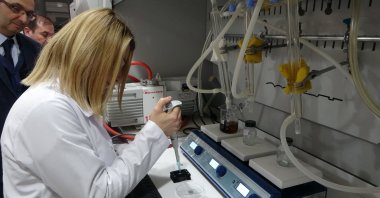 A doctor is seen using a newly developed technological product for the diagnosis of familial Mediterranean fever (FMF), Malatya, Türkiye, Jan. 9, 2023. (IHA Photo)