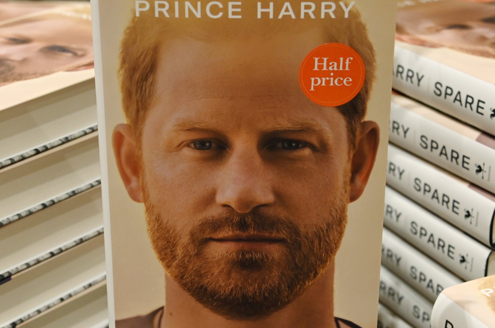 Prince Harry&#039;s new book &quot;Spare&quot; is displayed at a bookshop in London, U.K., Jan. 10, 2023. (EPA Photo)