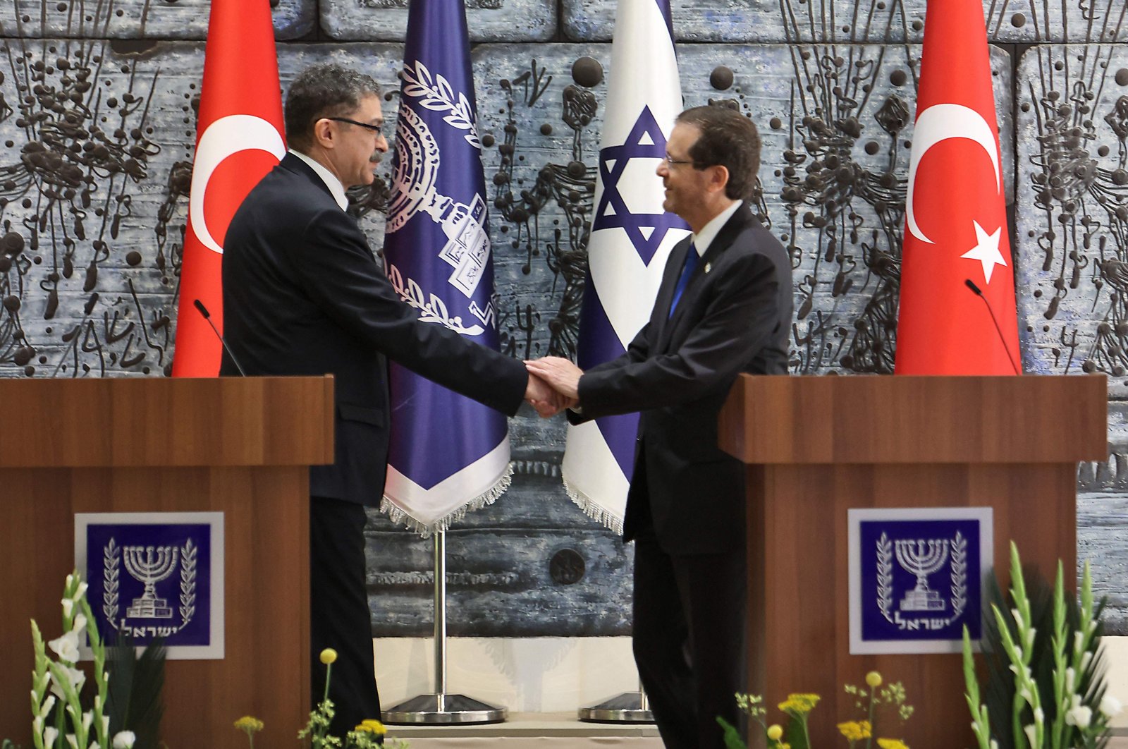Turkish Ambassador to Israel Şakir Özkan Torunlar (L) presents his credentials to Israeli President Isaac Herzog, in West Jerusalem, Israel, Jan. 11, 2023. (AFP Photo)