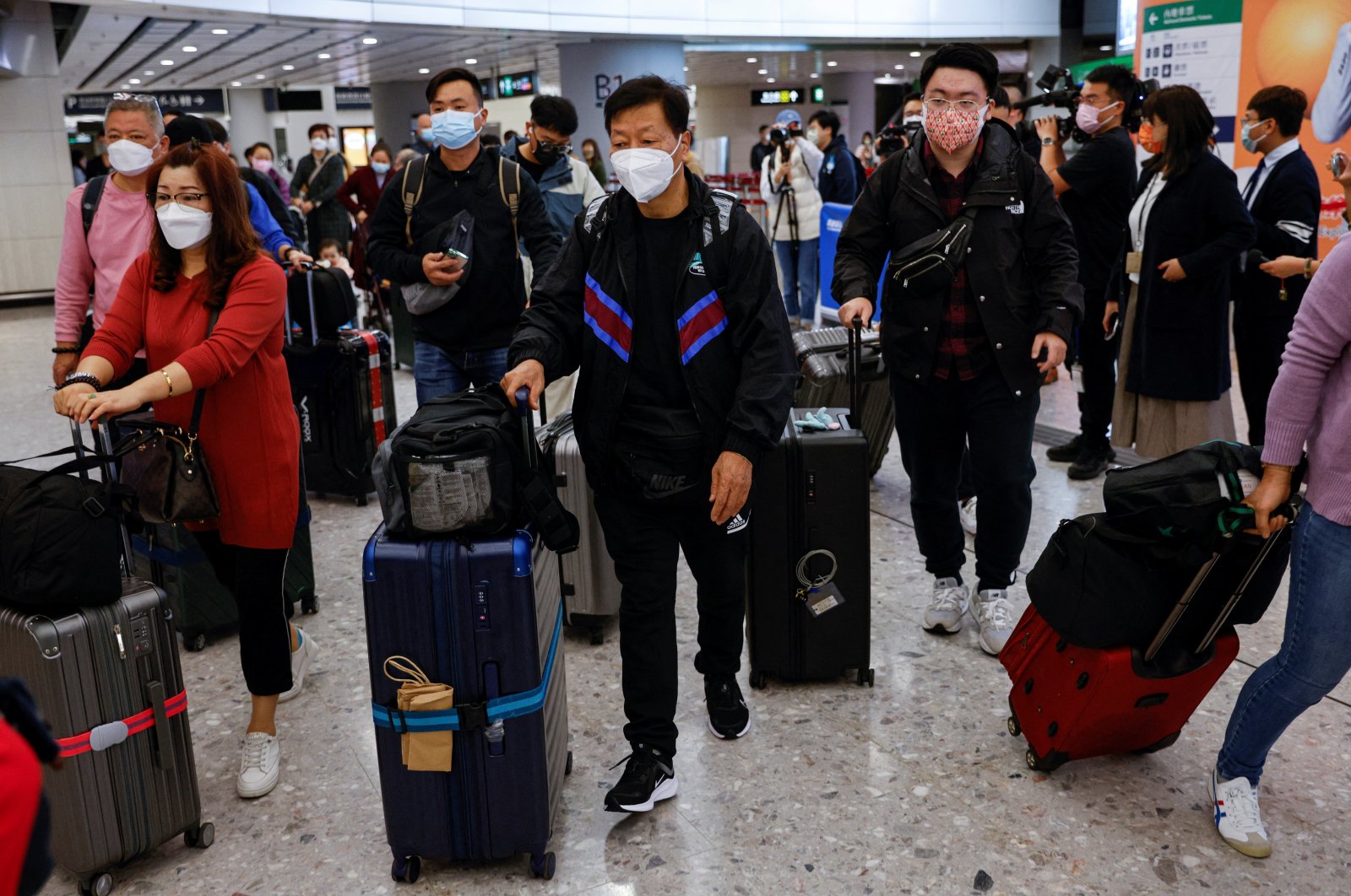 Passengers arrive at West Kowloon High-Speed Train Station Terminus on the first day of the resumption of rail service to mainland China, during the coronavirus disease (COVID-19) pandemic in Hong Kong, Jan. 15, 2023. (Reuters Photo)