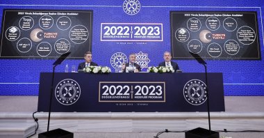 Treasury and Finance Minister Nureddin Nebati (C) speaks during a meeting to evaluate 2022 and convey the government’s targets for this year, in Istanbul, Türkiye, Jan. 16, 2023. (AA Photo)