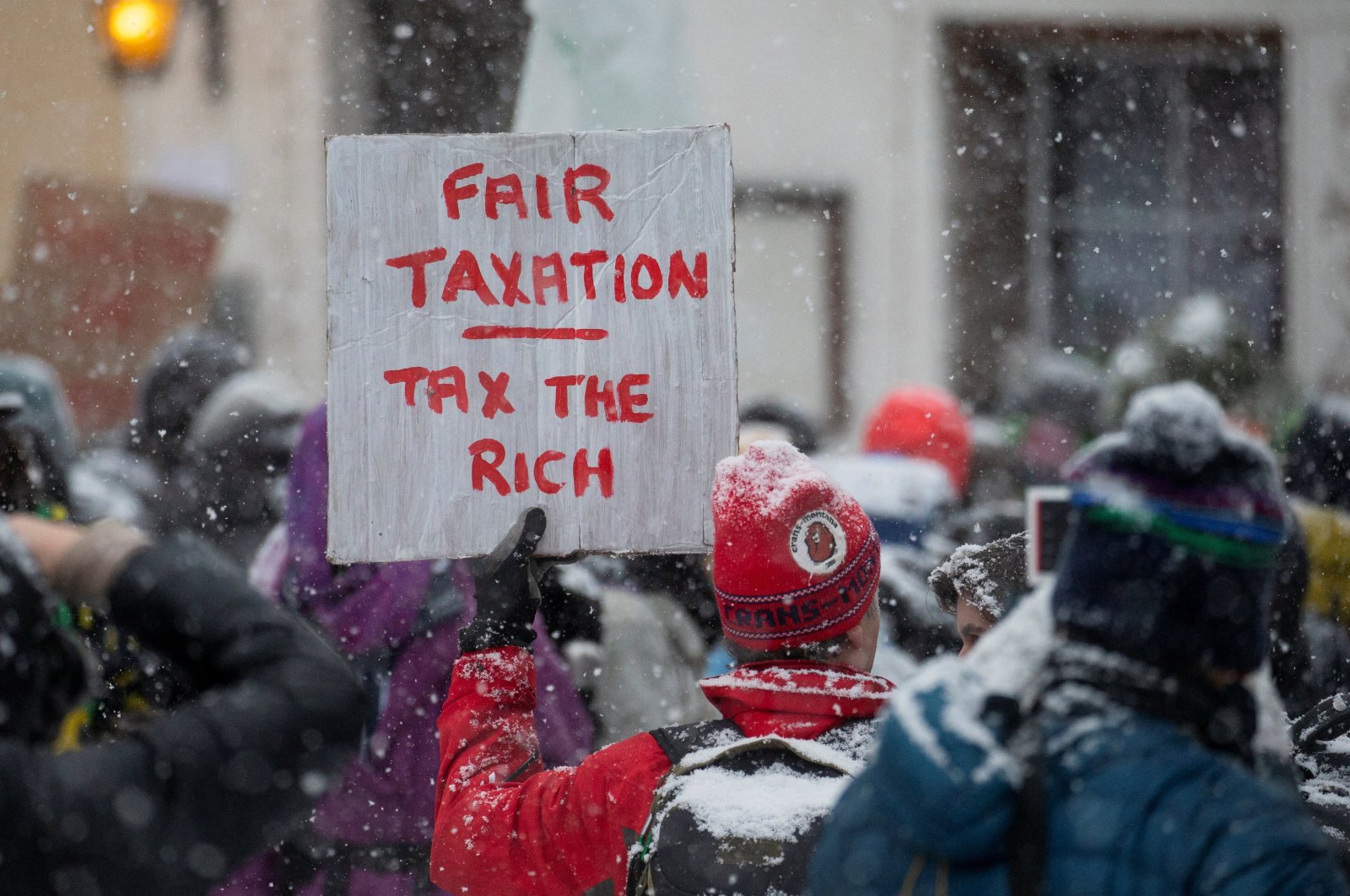 Kebijakan ‘Billionaire busting’ mendesak saat para elit masuk ke Davos