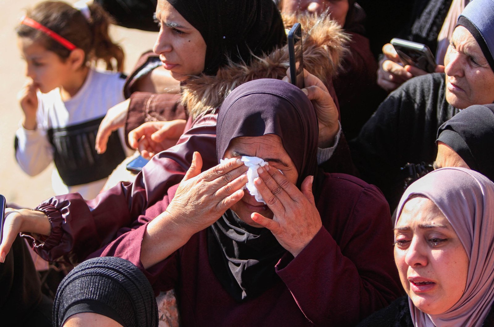 Relatives mourn during the funeral of the Palestinian Ahmed Daraghmeh, who was killed by Israeli army bullets during a raid on Joseph&#039;s tomb, east of Nablus in the occupied West Bank, Dec. 22, 2022. (Reuters File Photo)