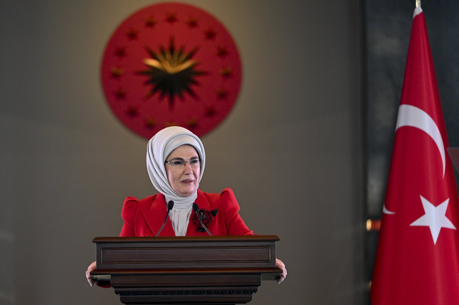 First Lady Emine Erdoğan speaks at the &quot;Zero Waste for the World, Our Common Home,&quot; event at the Presidential Complex in the capital Ankara, Tuesday, Jan. 17, 2022. (AA Photo)