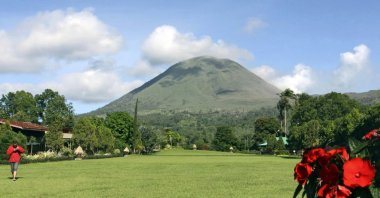 A view of Mt. Lokon in north Sulawesi, Indonesia, July 18, 2011. (AP Photo)