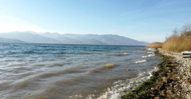 The receding waters at Lake Sapanca, Sakarya, Türkiye, Jan. 2, 2023. (Photo by Sisa Bodani)