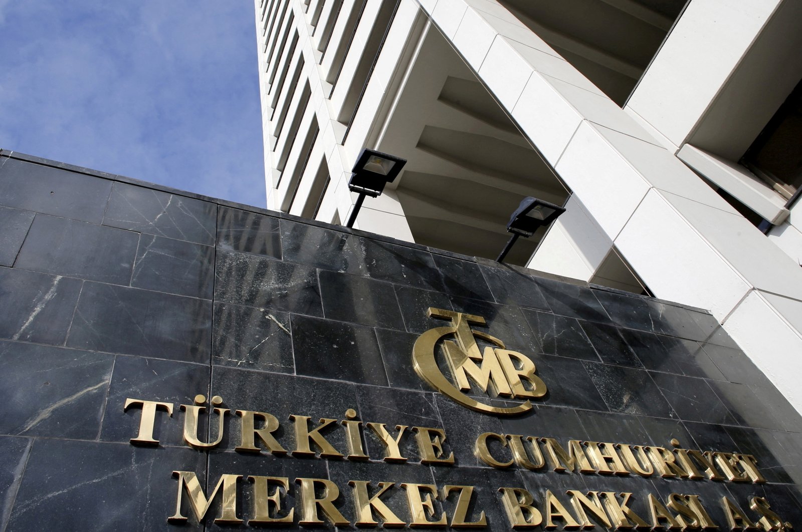 The Central Bank of the Republic of Türkiye (CBRT) headquarters is seen in Ankara, Türkiye, Jan. 24, 2014. (Reuters Photo)