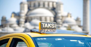 Due to rude drivers and rule violations, 80,127 complaints against taxis were filed in Istanbul in 2022. (Shutterstock Photo)