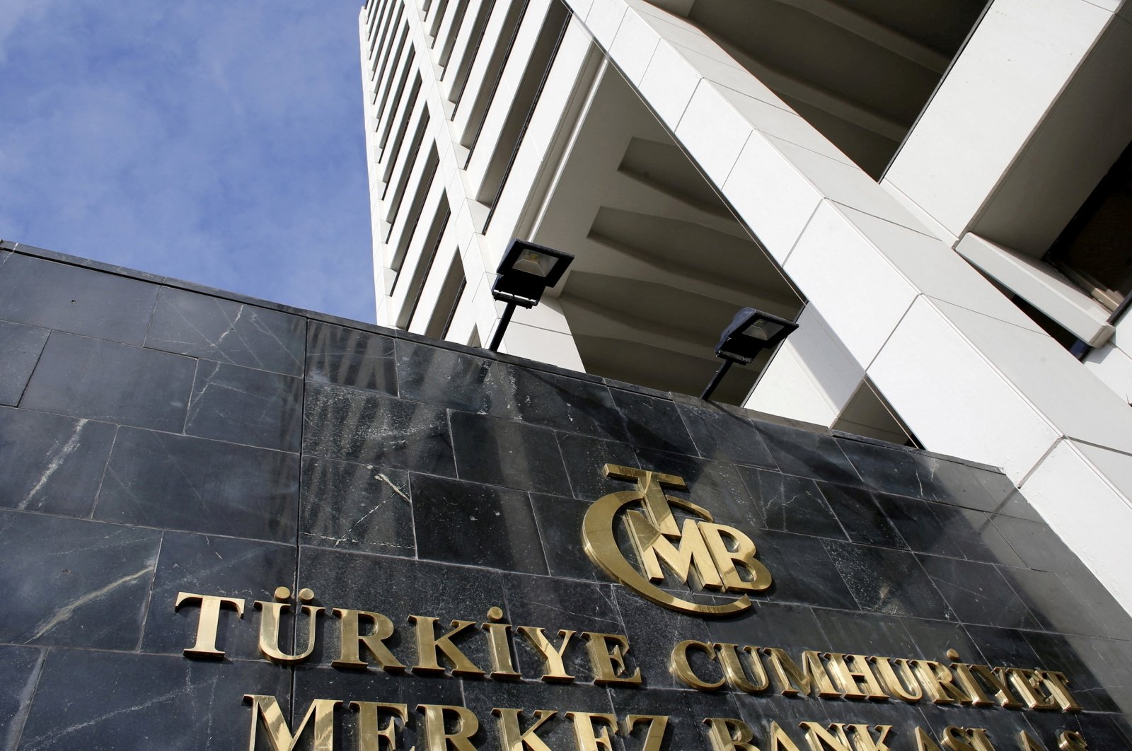 Türkiye’s central bank keeps key policy rate at 9% in 1st meeting of year