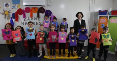 Some 860 Ahıska Turk students who came to Türkiye from Ukraine receive their report cards before the midterm break, Elazığ, Türkiye, Jan. 20, 2023. (AA Photo)