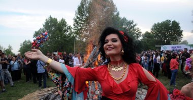 A Romani woman dances at the Kakava Festival in Edirne, northwestern Türkiye, July 7, 2017. (DHA File Photo)