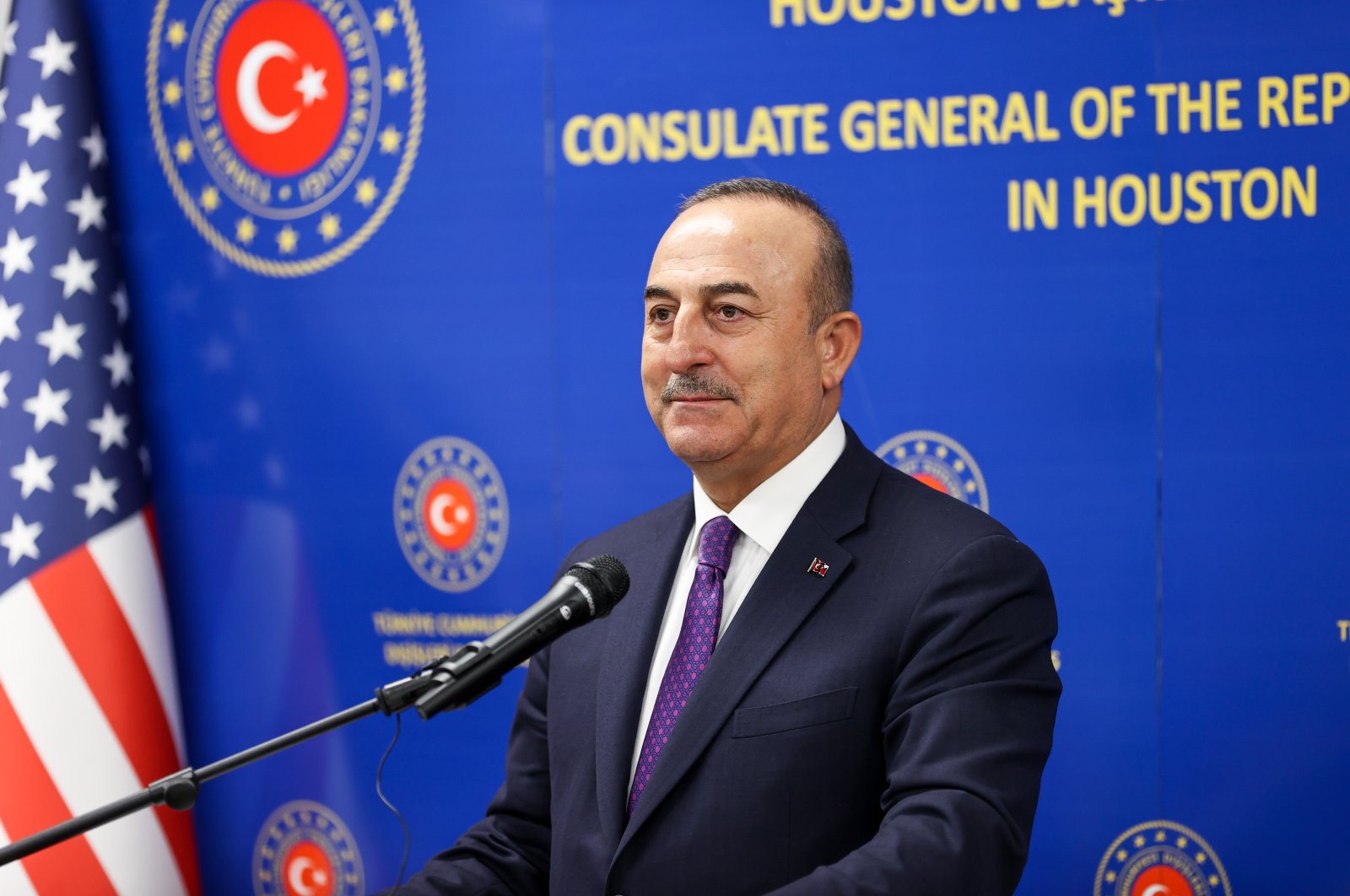 Foreign Minister Mevlüt Çavuşoğlu meets with the Turkish American community and Ahıska Turks in Houston, Texas, U.S., Jan.19, 2023 (AA Photo)