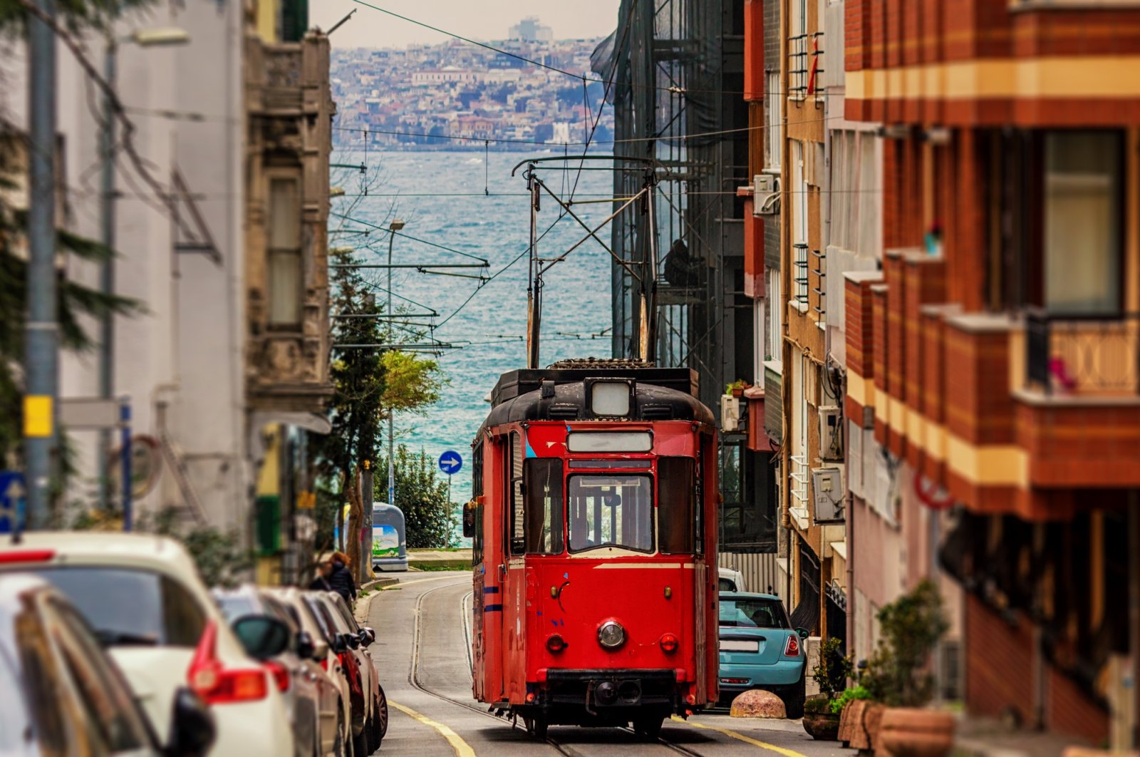 The historical tram on the streets of Moda, in Istanbul, Türkiye. (Shutterstock Photo)