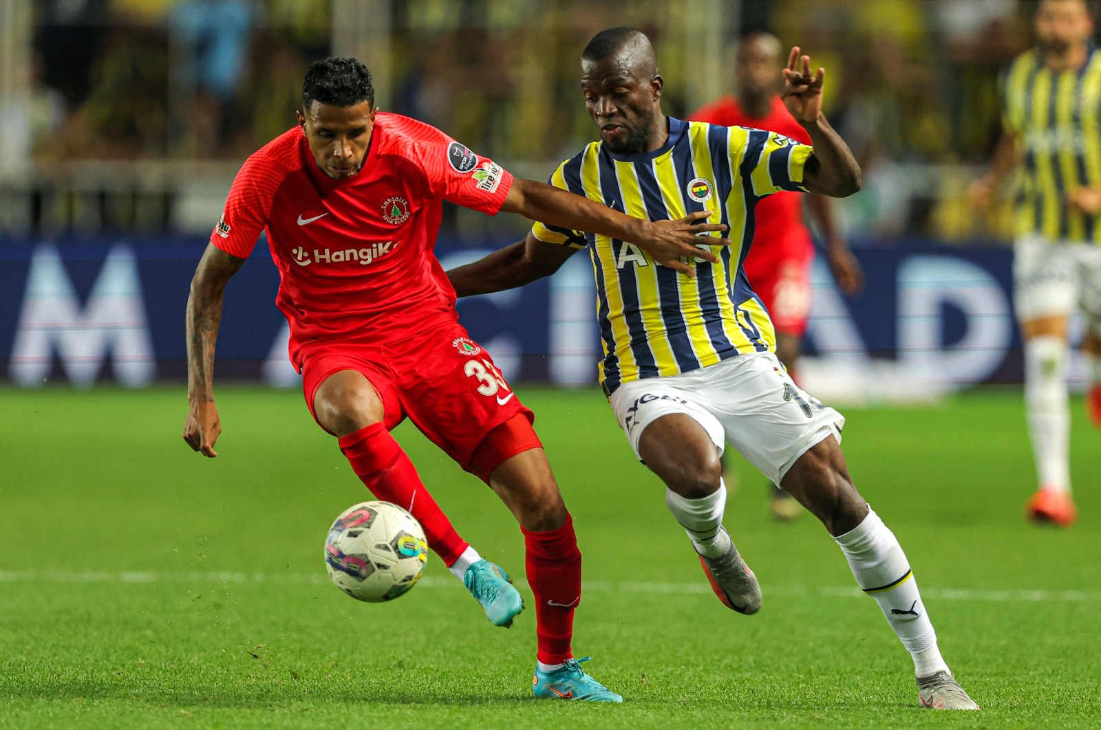 Fenerbahçe untuk menghadapi Ümraniyespor yang berada di posisi terbawah dalam pertemuan trik