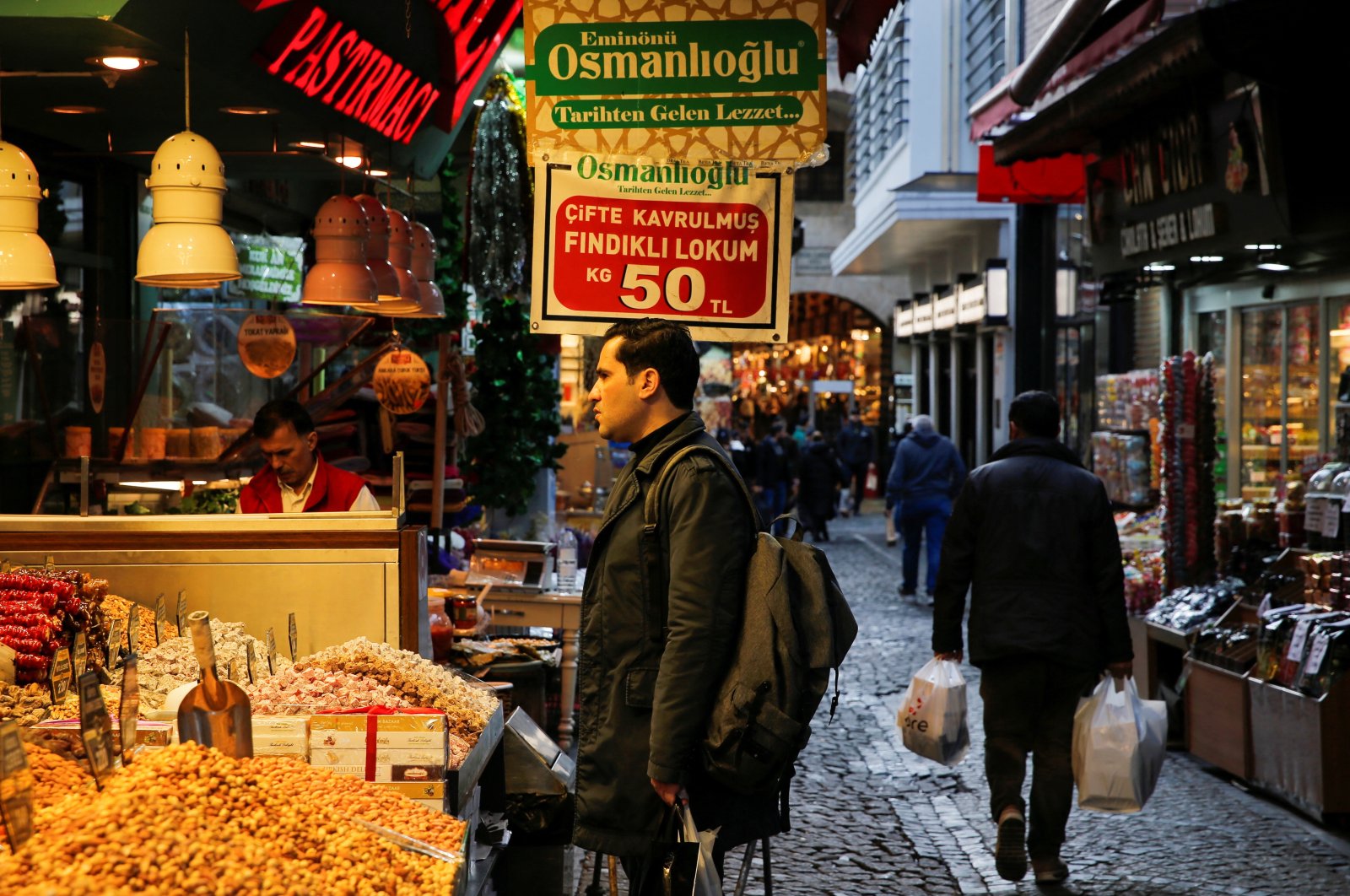 A customer shops in Istanbul, Türkiye, Jan. 19, 2023. (Reuters Photo)