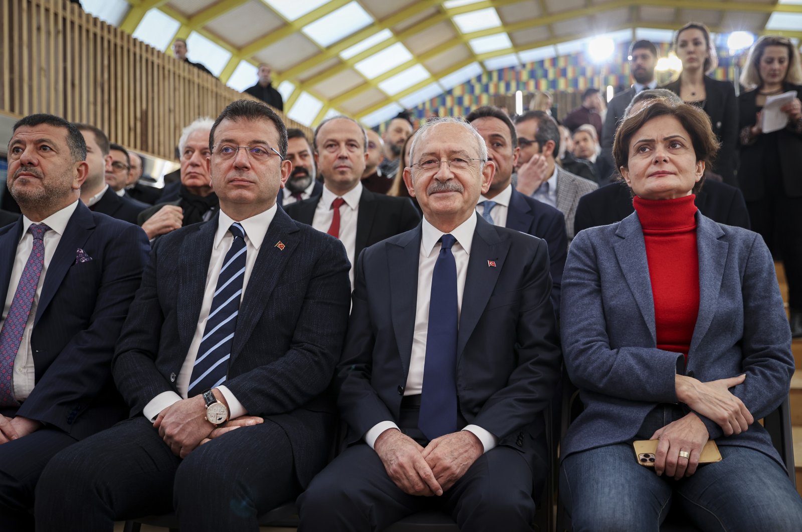 CHP Chair Kemal Kılıçdaroğlu (C) sits between Istanbul Mayor Ekrem Imamoglu (L) and CHP Istanbul branch head Canan Kaftancıoğlu (R) during an event in Istanbul, Türkiye, Jan. 7, 2023. (AA Photo)
