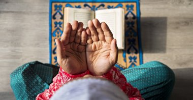 Islam is “universal” when inviting people to its teachings but offers absolute felicity only to the ones who attain the knowledge of the whole. (Getty Images Photo)