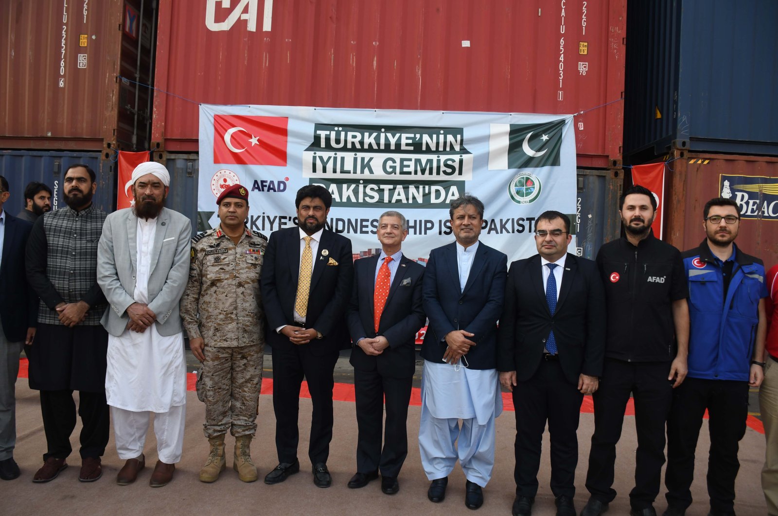A ship from Türkiye carrying aid has reached the port city of Karachi, Pakistan, Jan. 25, 2023. (AA Photo)