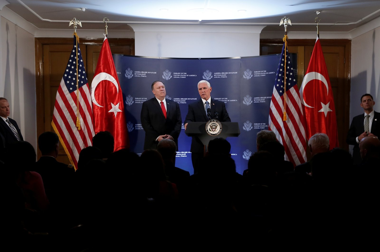 U.S. Vice President Mike Pence (R) speaks during a news conference, as U.S. Secretary of State Mike Pompeo (L) looks on, at the U.S. Embassy in Ankara, Türkiye, Oct. 17, 2019. (Reuters File Photo)