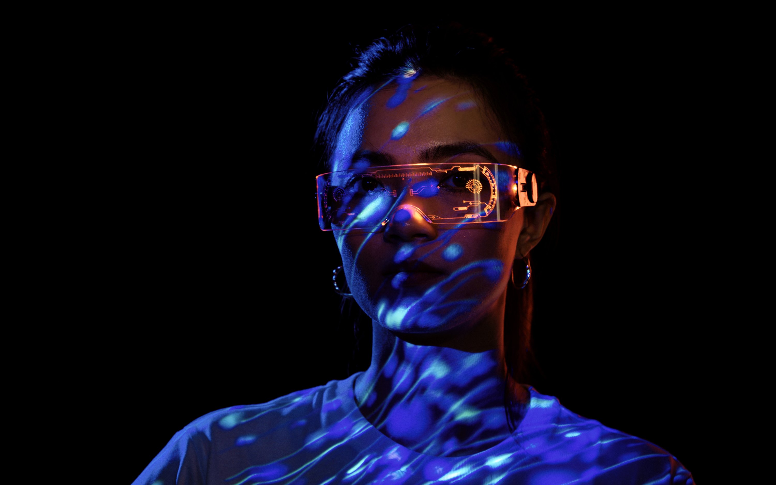 A woman plays a game in the metaverse via virtual digital technology. (Getty Images Photo)