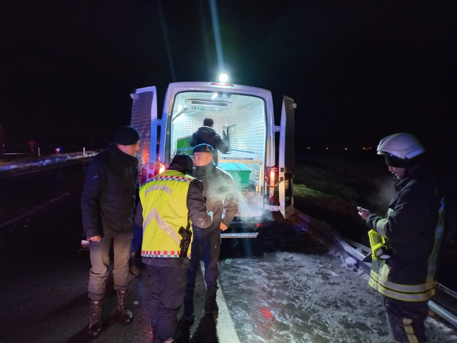 The ambulance and gendarmerie teams are seen after the bus accident in Kayseri, Türkiye, Jan. 29, 2023. (DHA Photo)