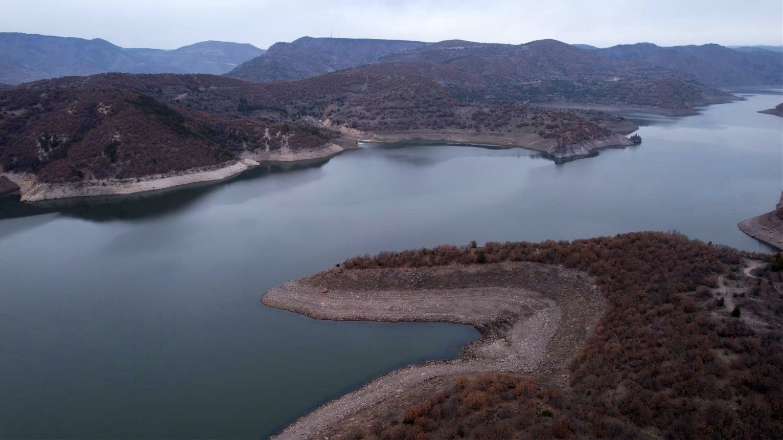 The percentage of usable water in Ankara dams, which was measured at 16.7% on Jan. 28, is viewed from the air, Ankara, Türkiye, Jan. 29, 2023. (IHA Photo)