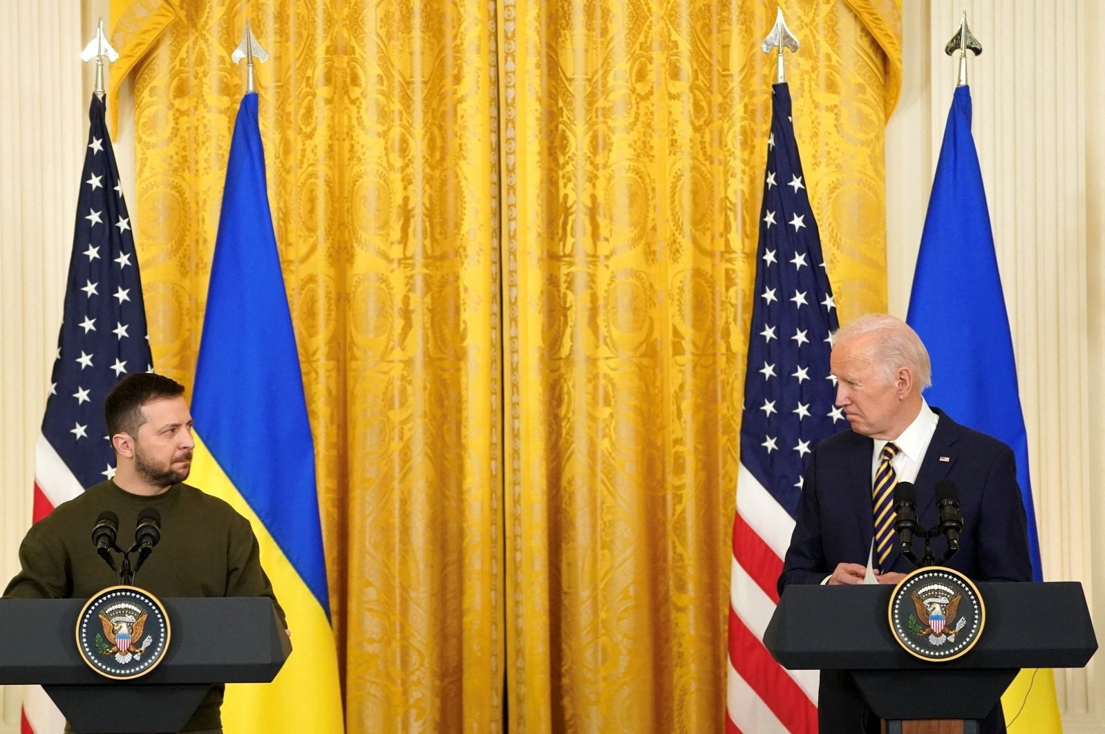 Biden untuk membahas permintaan senjata Ukraina dengan Zelenskyy