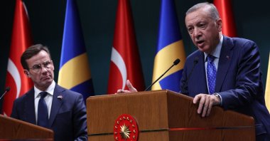 President Recep Tayyip Erdoğan and Swedish Prime Minister Ulf Kristersson (L) hold a press conference following their meeting at the Presidential Palace in the capital Ankara, Türkiye, Nov. 8, 2022. (AFP File Photo)