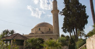 This file photo shows the exterior view of Hala Sultan Tekke, also known as the Mosque of Umm Haram, located in Larnaca in the Greek Cypriot administration, Oct. 16, 2019. (Shutterstock Photo)