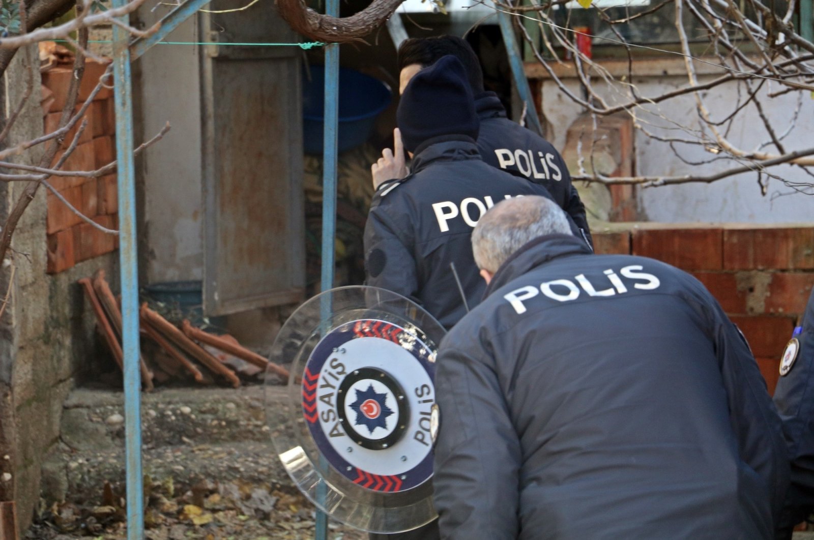 3 mayat ditemukan di kendaraan di Antalya