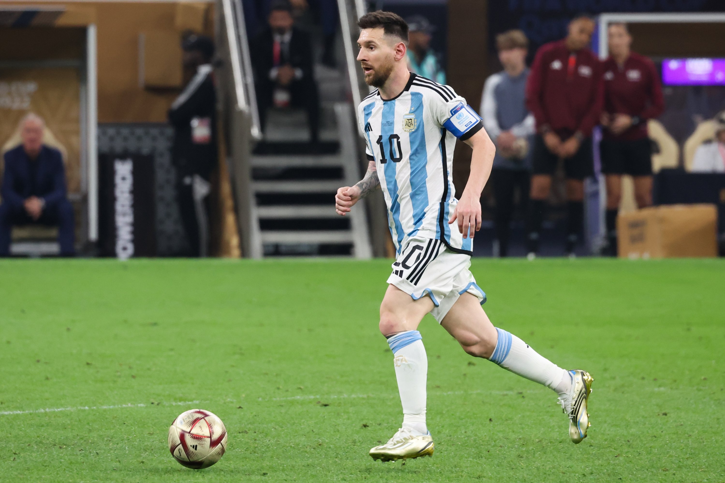 Messi's jersey will be ready if decides to play at next World Cup, says  Scaloni