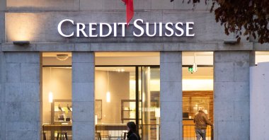 The logo of Swiss bank Credit Suisse is seen in front of a branch office in Bern, Switzerland, Nov. 29, 2022. (Reuters Photo)