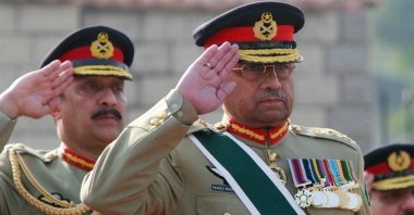 Pakistan&#039;s Gen. Pervez Musharraf at the Joint Staff Headquarters, Rawalpindi, Pakistan, Nov. 27, 2007. (Reuters Photo)