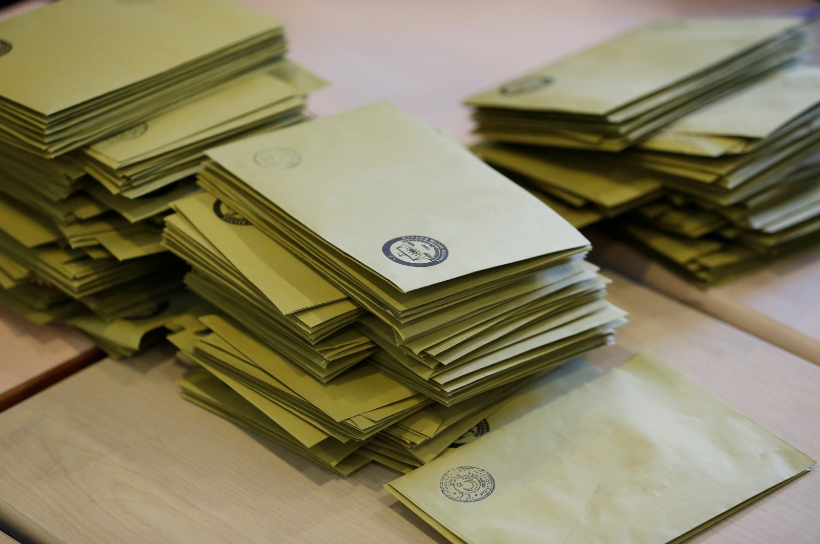 Ballot papers are seen during the counting of votes in a rerun of the mayoral election at a polling station in Istanbul, Türkiye, June 23, 2019. (Reuters Photo)