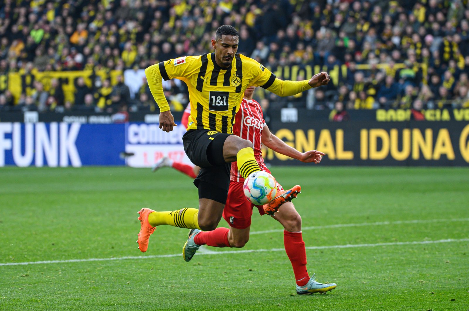 Haller Dortmund mencetak gol Bundesliga pertama sebagai imbalan, Union di atas
