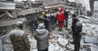 Search and rescue teams working after the Kahramanmaraş earthquake, Malatya, Türkiye, Feb. 7, 2023. (AA Photo)