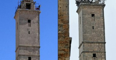 This combination of pictures the minaret of the mosque inside of the UNESCO-listed citadel and its view after the major earthquake, Syria, Feb. 6, 2023. (AFP Photo)