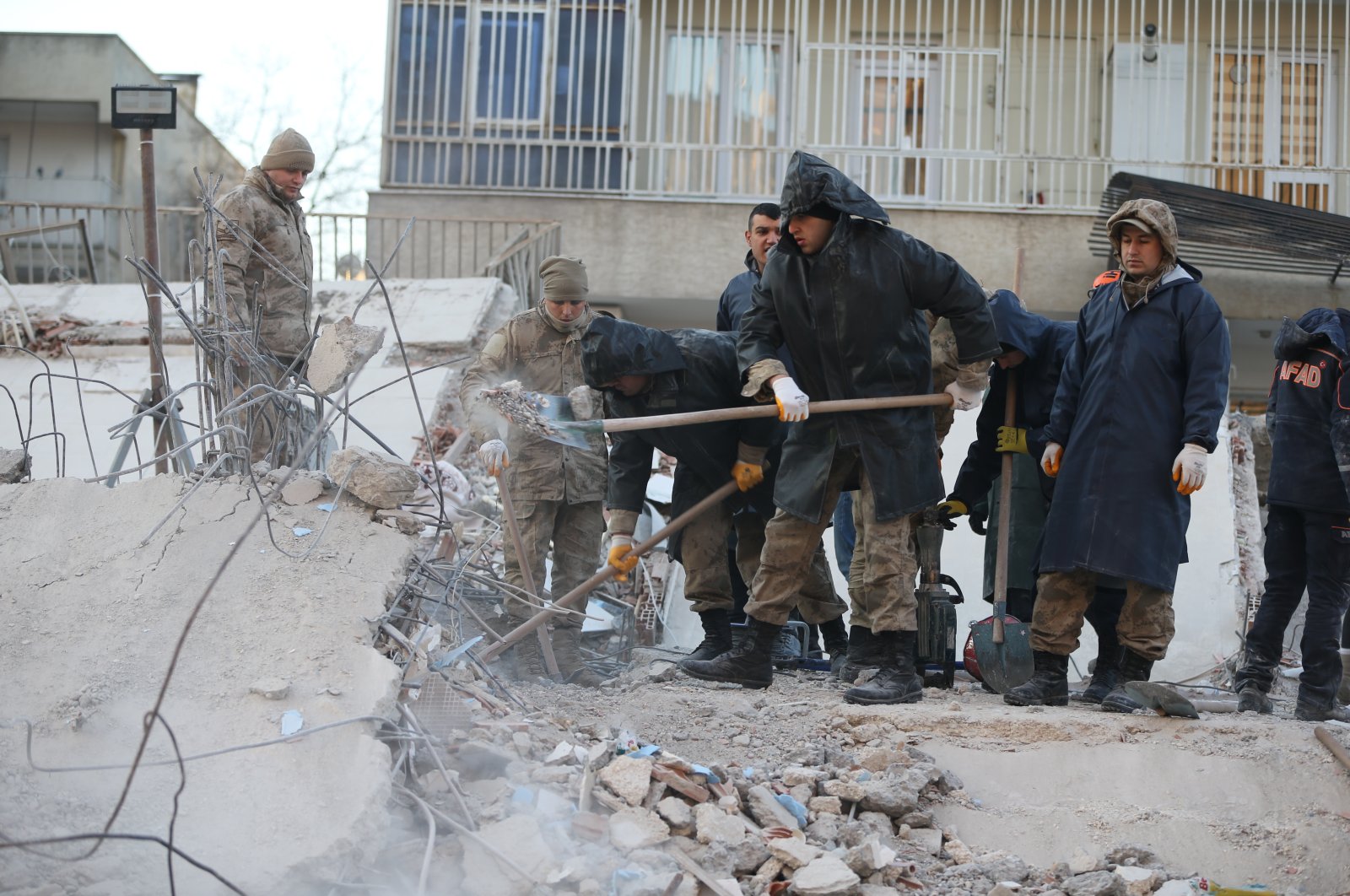 1-year-old boy pulled alive from rubble after 53 hours