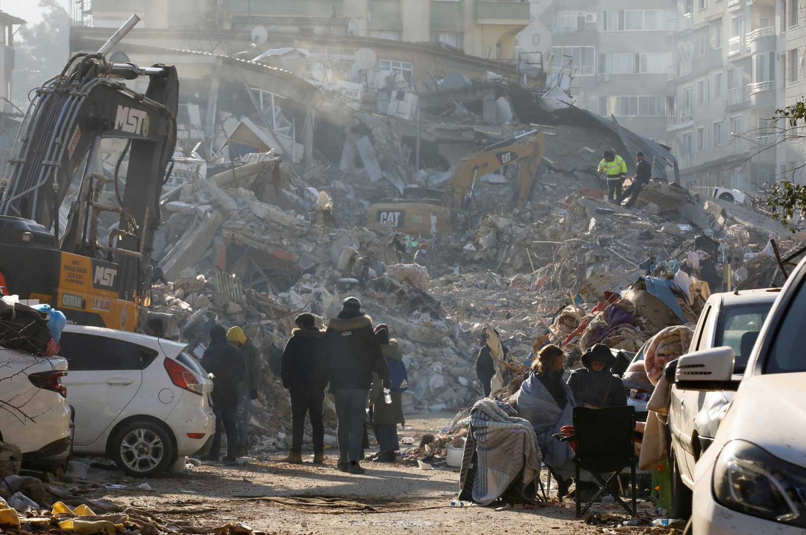 A general view as the search for survivors continues, in the aftermath of a deadly earthquake in Hatay, Türkiye, Feb. 10, 2023. (Reuters Photo)