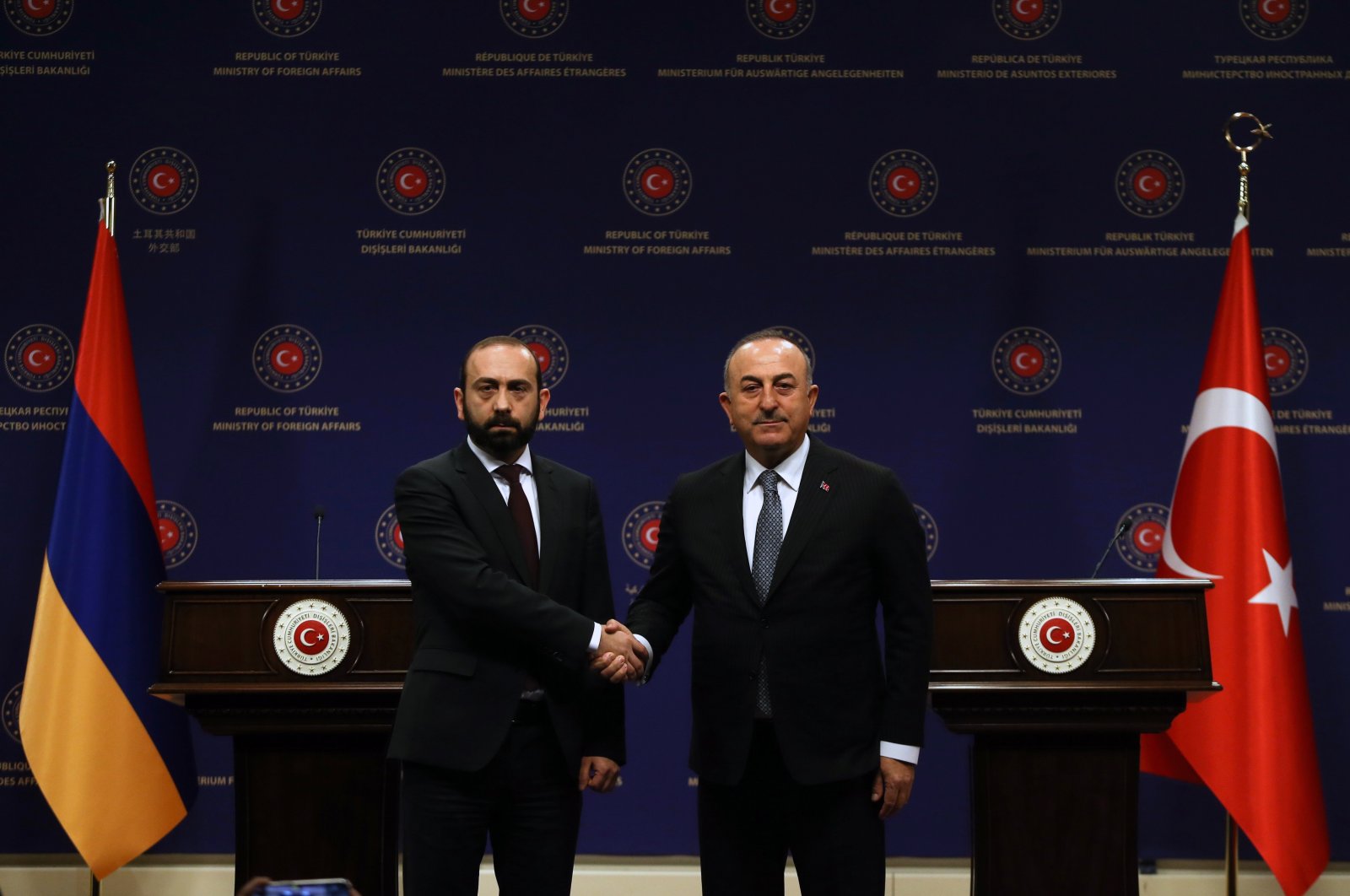 Foreign Minister Mevlüt Çavuşoğlu (R) and Armenia&#039;s Foreign Minister Ararat Mirzoyan (L) attend a press conference after their meeting in Ankara, Türkiye, on Feb. 15, 2023. (EPA Photo)