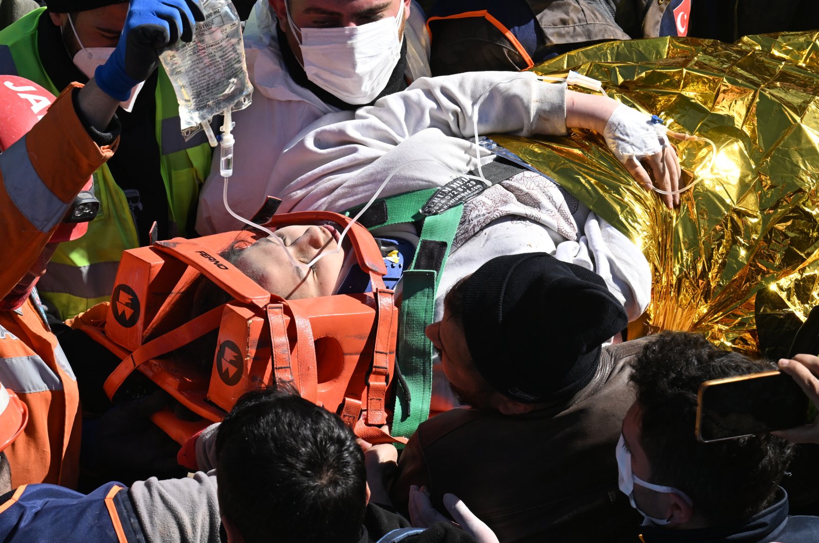 Gadis muda diselamatkan dari reruntuhan 248 jam setelah gempa Türkiye